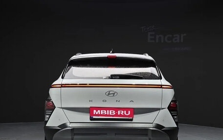 Hyundai Kona, 2024 год, 1 760 000 рублей, 4 фотография