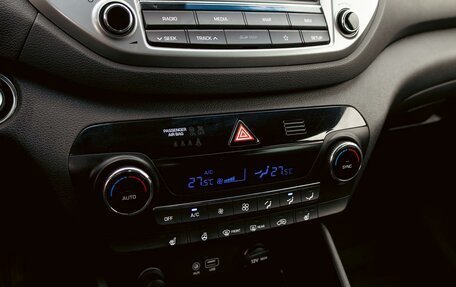 Hyundai Tucson III, 2018 год, 1 595 000 рублей, 15 фотография