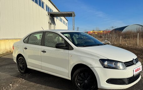 Volkswagen Polo VI (EU Market), 2015 год, 630 000 рублей, 2 фотография