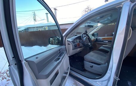 Chrysler Town & Country V рестайлинг, 2008 год, 853 000 рублей, 7 фотография