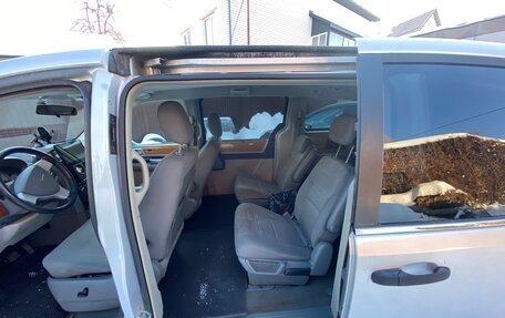 Chrysler Town & Country V рестайлинг, 2008 год, 853 000 рублей, 10 фотография