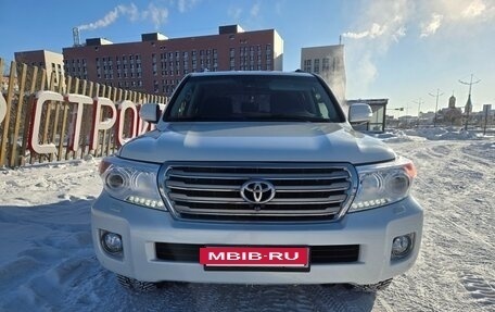 Toyota Land Cruiser 200, 2015 год, 6 550 000 рублей, 2 фотография