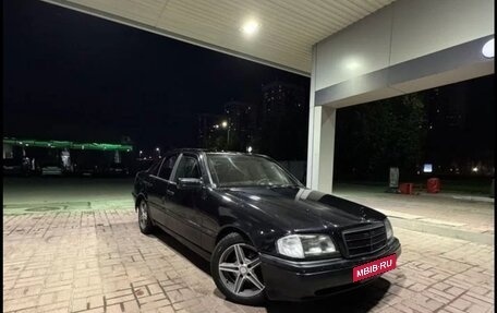 Mercedes-Benz C-Класс, 1996 год, 170 000 рублей, 2 фотография