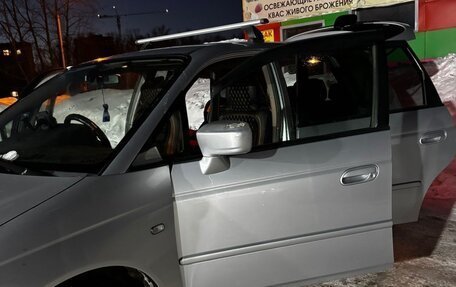 Honda Odyssey II, 2002 год, 670 000 рублей, 3 фотография