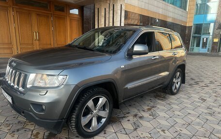 Jeep Grand Cherokee, 2011 год, 1 690 000 рублей, 10 фотография