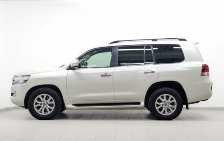 Toyota Land Cruiser 200, 2020 год, 7 270 000 рублей, 8 фотография