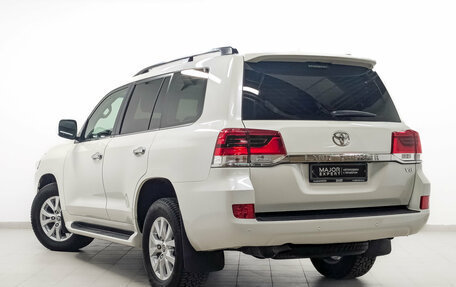 Toyota Land Cruiser 200, 2020 год, 7 270 000 рублей, 7 фотография