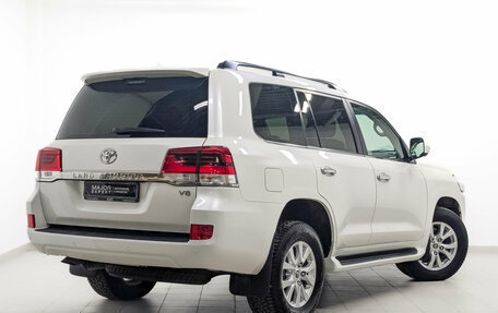 Toyota Land Cruiser 200, 2020 год, 7 270 000 рублей, 5 фотография