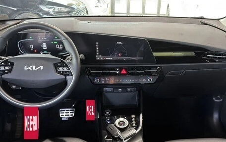 KIA Niro, 2023 год, 1 490 000 рублей, 7 фотография