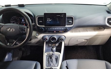 Hyundai Venue I, 2022 год, 1 643 000 рублей, 5 фотография