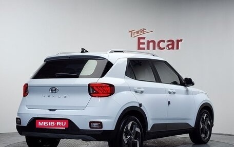 Hyundai Venue I, 2022 год, 1 643 000 рублей, 2 фотография