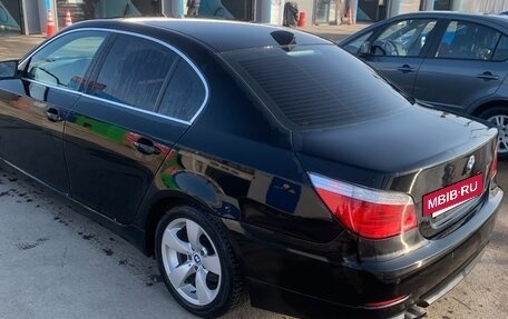 BMW 5 серия, 2009 год, 950 000 рублей, 4 фотография