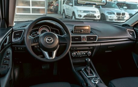 Mazda 3, 2017 год, 1 295 000 рублей, 19 фотография
