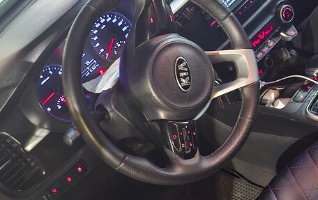 KIA Rio IV, 2018 год, 833 000 рублей, 2 фотография