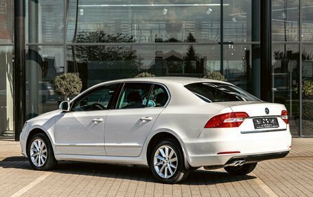 Skoda Superb III рестайлинг, 2013 год, 1 095 000 рублей, 4 фотография