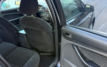 Ford Focus II рестайлинг, 2005 год, 275 000 рублей, 13 фотография