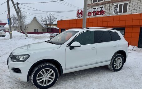 Volkswagen Touareg III, 2012 год, 1 620 000 рублей, 2 фотография