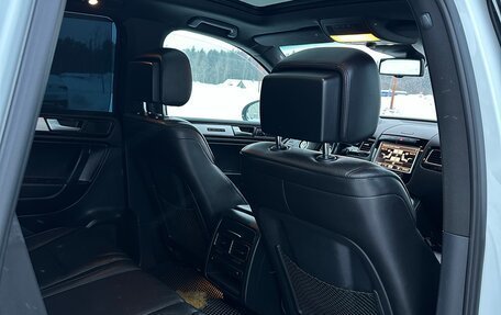 Volkswagen Touareg III, 2012 год, 1 620 000 рублей, 12 фотография