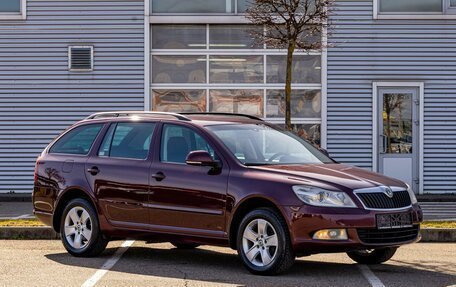 Skoda Octavia, 2011 год, 855 000 рублей, 3 фотография