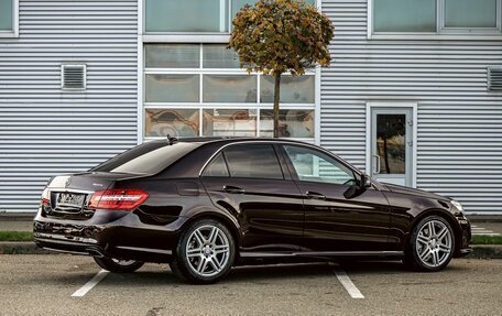 Mercedes-Benz E-Класс, 2012 год, 1 155 000 рублей, 6 фотография