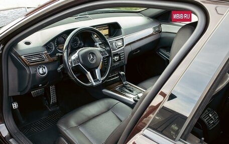 Mercedes-Benz E-Класс, 2012 год, 1 155 000 рублей, 13 фотография