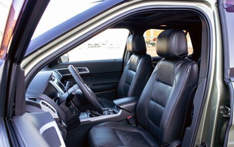 Ford Explorer VI, 2014 год, 1 355 000 рублей, 11 фотография