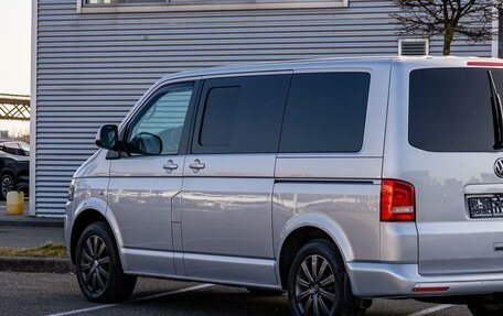 Volkswagen Multivan T5, 2012 год, 2 245 000 рублей, 9 фотография