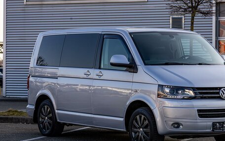 Volkswagen Multivan T5, 2012 год, 2 245 000 рублей, 8 фотография