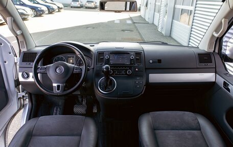 Volkswagen Multivan T5, 2012 год, 2 245 000 рублей, 16 фотография