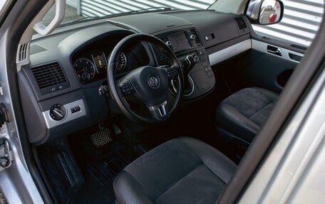 Volkswagen Multivan T5, 2012 год, 2 245 000 рублей, 13 фотография