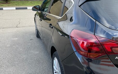 Opel Astra J, 2015 год, 890 000 рублей, 9 фотография