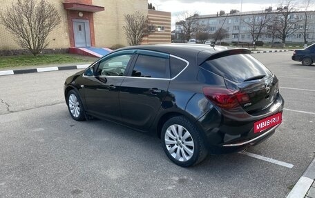 Opel Astra J, 2015 год, 890 000 рублей, 8 фотография