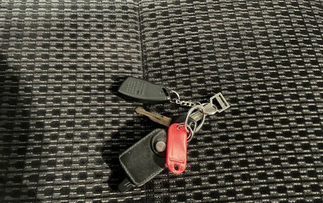 Honda Stream I рестайлинг, 2002 год, 649 000 рублей, 15 фотография