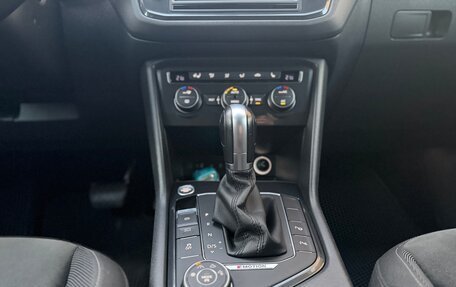 Volkswagen Tiguan II, 2017 год, 2 580 000 рублей, 11 фотография