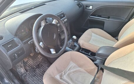 Ford Mondeo III, 2003 год, 350 000 рублей, 6 фотография