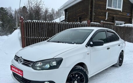 Volkswagen Polo VI (EU Market), 2013 год, 675 000 рублей, 1 фотография