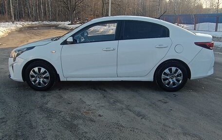 KIA Rio IV, 2021 год, 1 480 000 рублей, 2 фотография