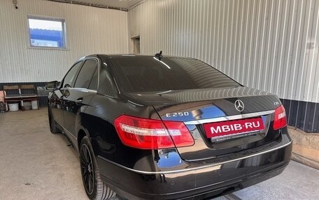 Mercedes-Benz E-Класс, 2009 год, 1 400 000 рублей, 2 фотография