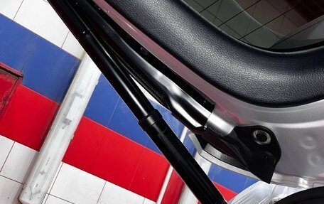 Toyota RAV4, 2017 год, 2 500 000 рублей, 12 фотография