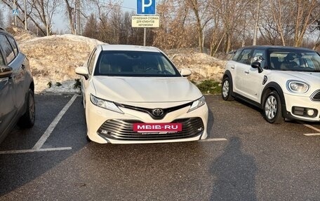 Toyota Camry, 2018 год, 2 700 000 рублей, 7 фотография