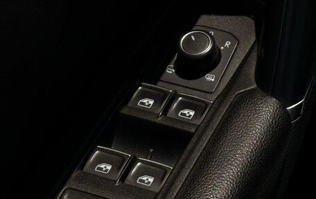 Volkswagen Tiguan II, 2017 год, 2 550 000 рублей, 6 фотография