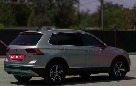 Volkswagen Tiguan II, 2017 год, 2 550 000 рублей, 4 фотография