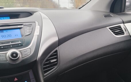 Hyundai Elantra V, 2012 год, 550 000 рублей, 5 фотография