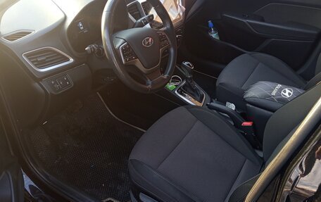 Hyundai Solaris II рестайлинг, 2018 год, 1 545 000 рублей, 24 фотография