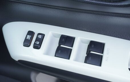 Toyota Wish II, 2014 год, 1 420 000 рублей, 22 фотография