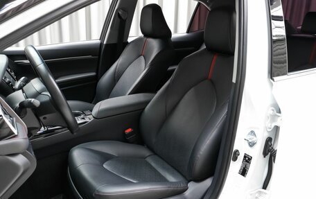 Toyota Camry, 2020 год, 3 250 000 рублей, 9 фотография