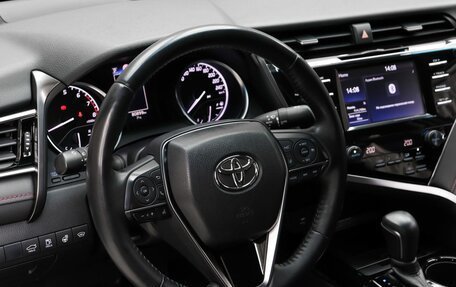 Toyota Camry, 2020 год, 3 250 000 рублей, 11 фотография