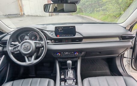 Mazda 6, 2022 год, 3 100 000 рублей, 13 фотография