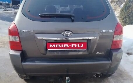 Hyundai Tucson III, 2008 год, 700 000 рублей, 2 фотография