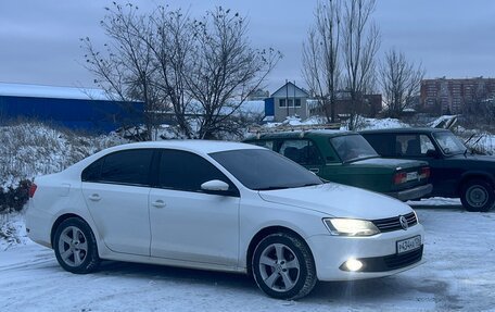 Volkswagen Jetta VI, 2013 год, 1 100 000 рублей, 9 фотография